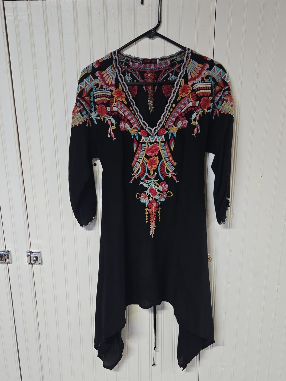Johnny Was Embroidered V-Neck Black Women's Tunic Top